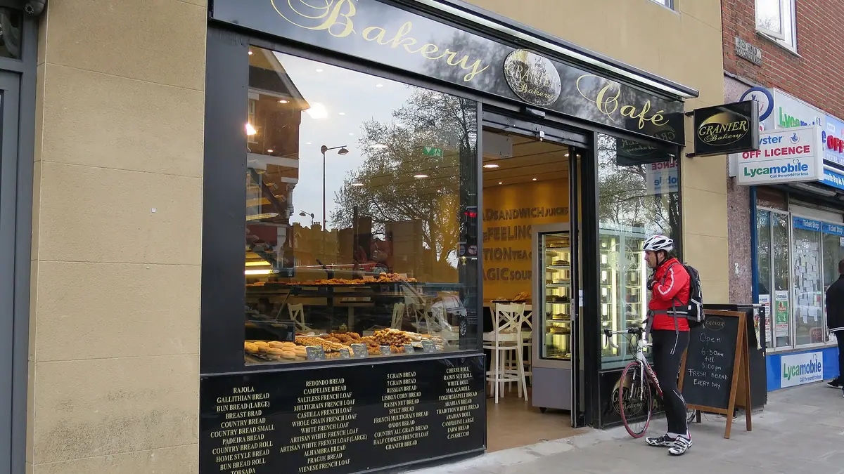 Polish Bakery bakes